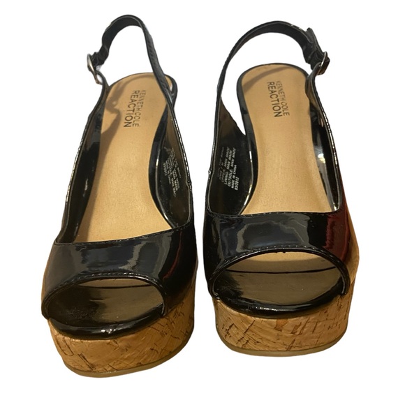 Kenneth Cole Reaction Black "With The Bend" Wedge Heels - Picture 2 of 7